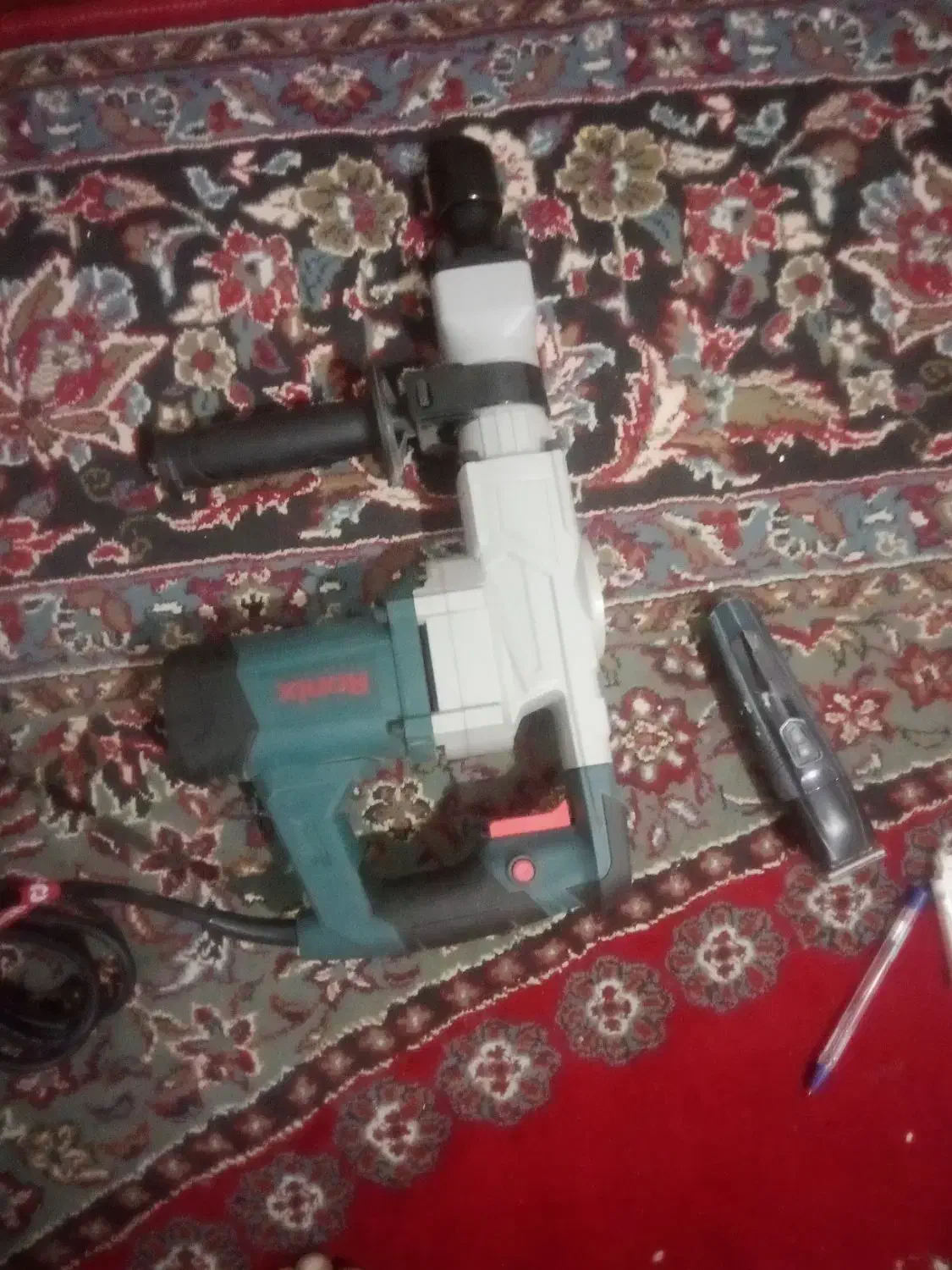 اجاره ای داده میشود|ابزارآلات|قلعه گنج, |دیوار