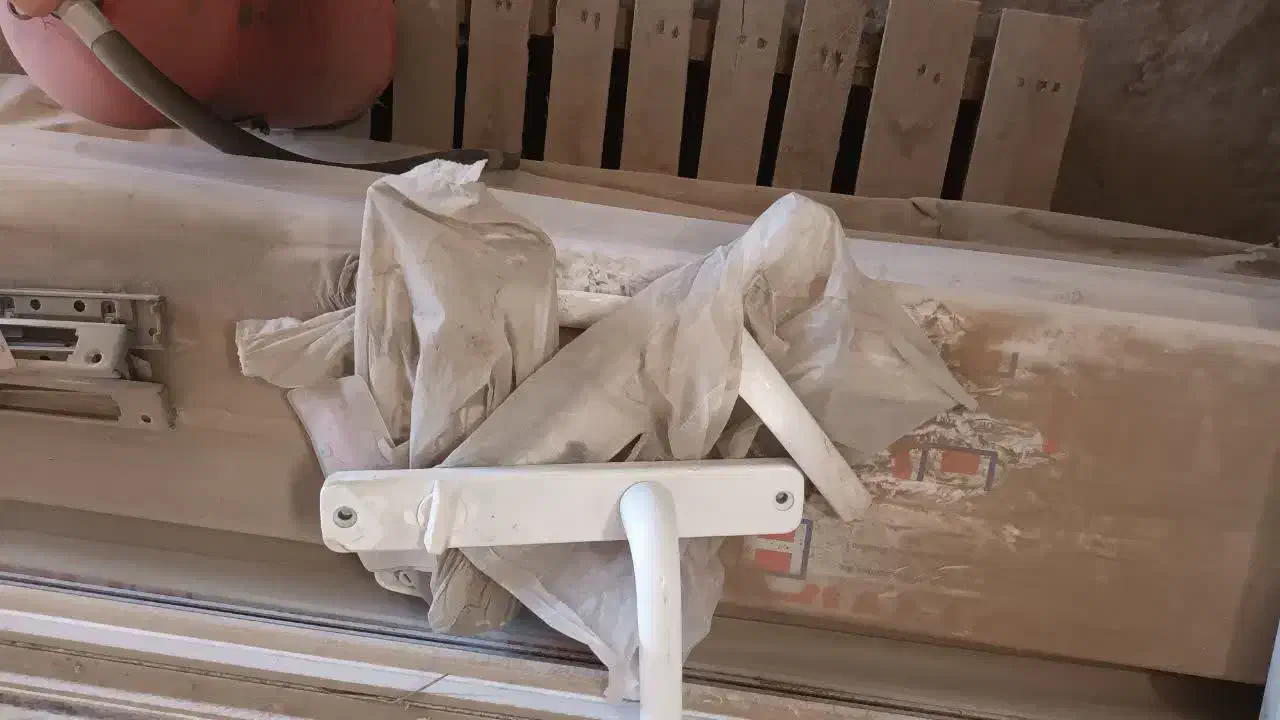 یو پی وی سی ( اقلام و مصالح تولید درب و پنجره نو )|مصالح و تجهیزات ساختمان|تبریز, |دیوار