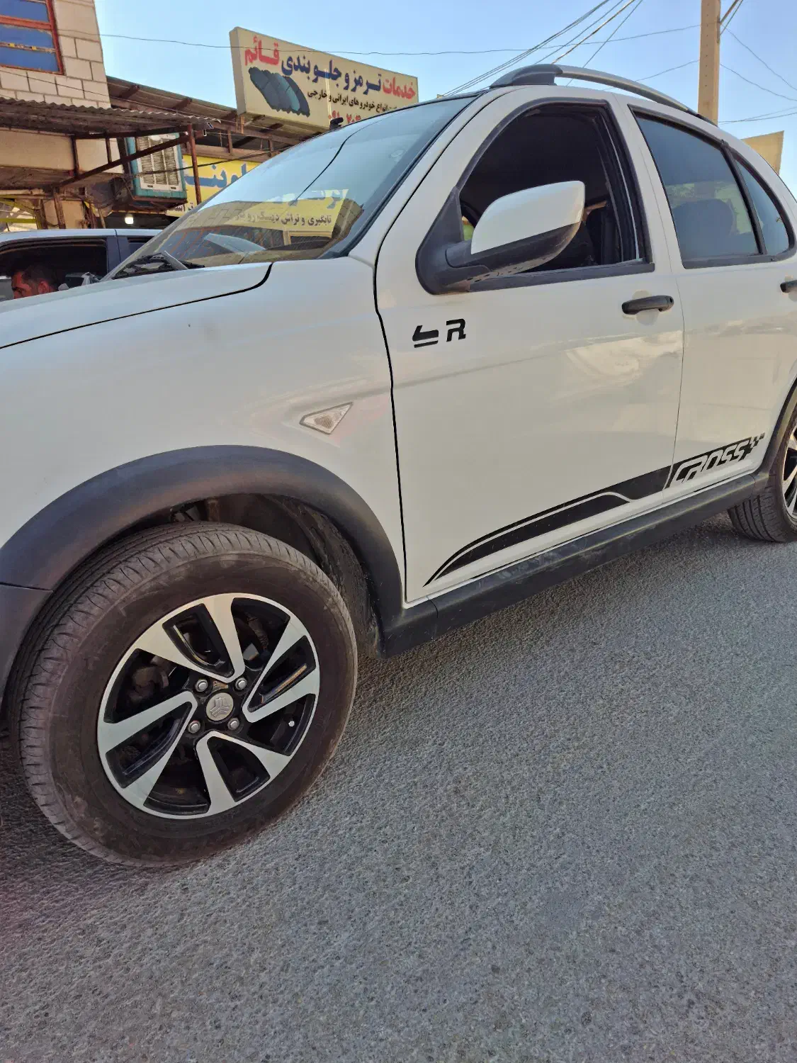 کوییک R سفید مشکی|خودرو سواری و وانت|یاسوج, |دیوار