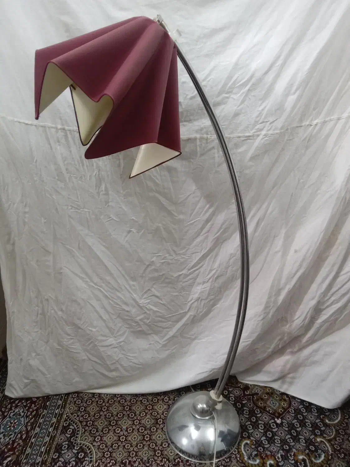 آباژور پایه استیل سالم قیمت مناسب|چراغ خواب و آباژور|بروجرد, |دیوار