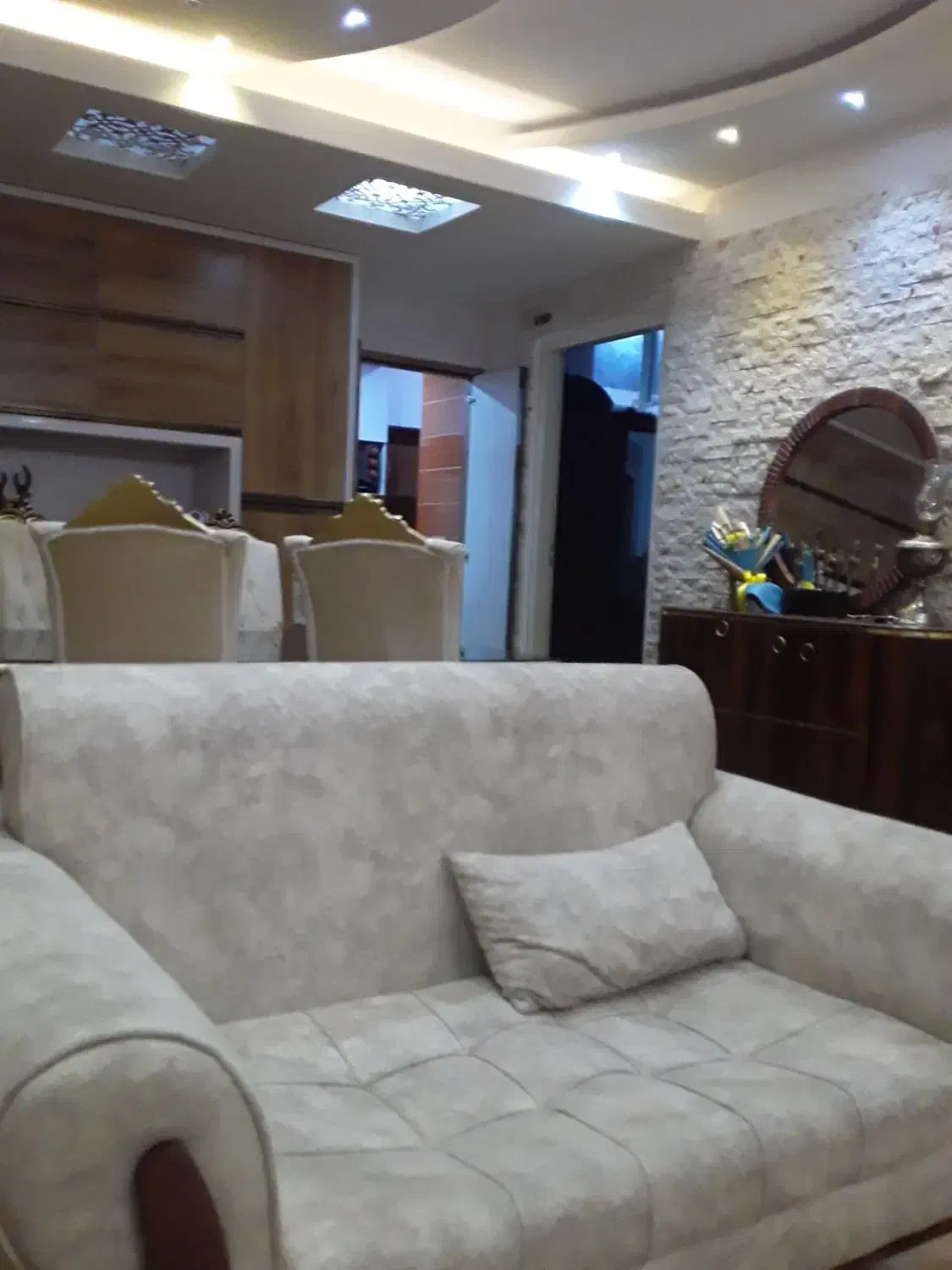 منزل .دربست.همکف . پارکینگ|اجارهٔ کوتاه‌مدت آپارتمان و سوئیت|کاشان, امیرکبیر|دیوار