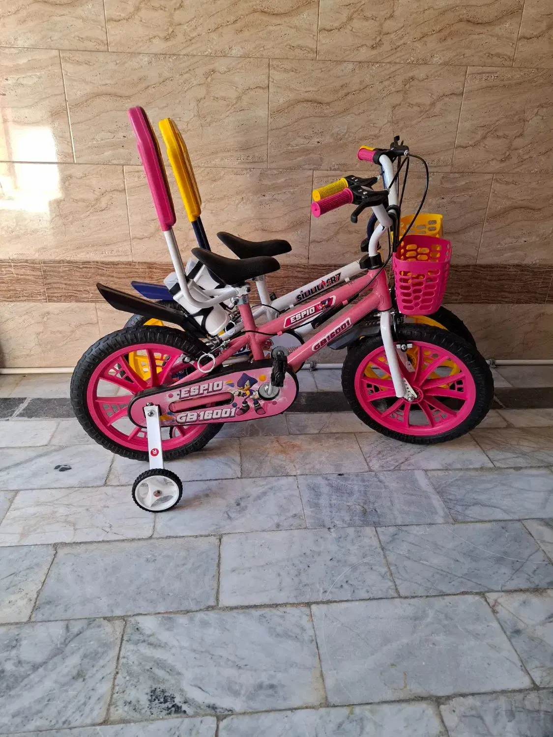 دوچرخه ۱۶ پشتی دار *آکبند*|دوچرخه، اسکیت، اسکوتر|زابل, |دیوار