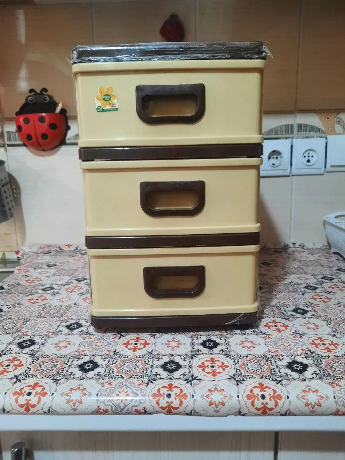 کشاب لوازم اشپز خانه|آب‌چکان و نظم‌دهنده ظروف|اهواز, کوی مهدیس|دیوار