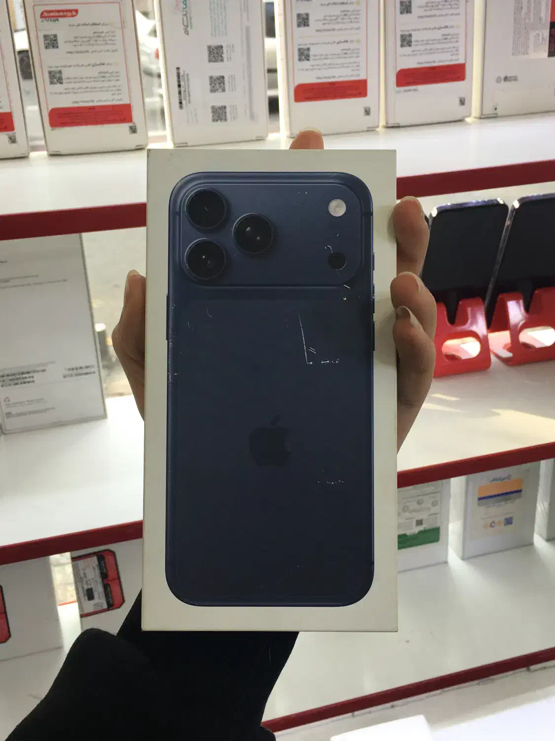 ایفون ۱۷ پرومکس ۲۵۶ گیگ ZAA با رجیستر|موبایل|گرگان, |دیوار