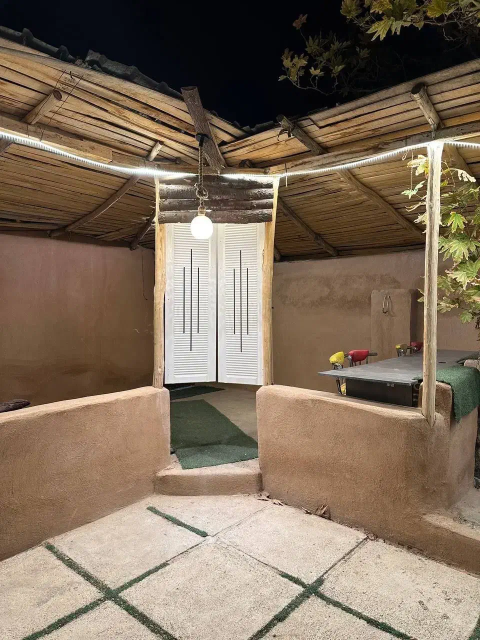 اجاره روزانه باغ سوییت در کوه دراک|اجارهٔ کوتاهمدت ویلا و باغ|شیراز, قلات|دیوار