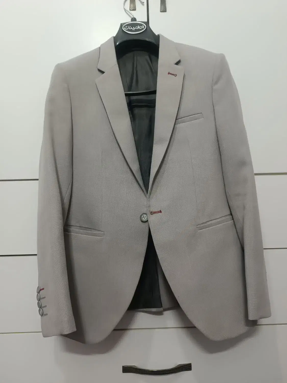 کت وشلوار وکت تک|لباس|مشهد, کوشش|دیوار