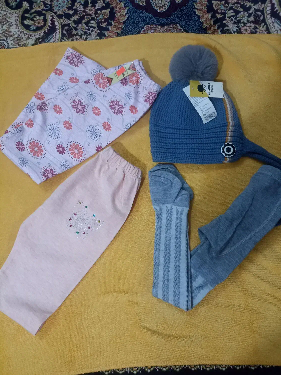 بچگانه|کفش و لباس بچه|گنبد کاووس, |دیوار