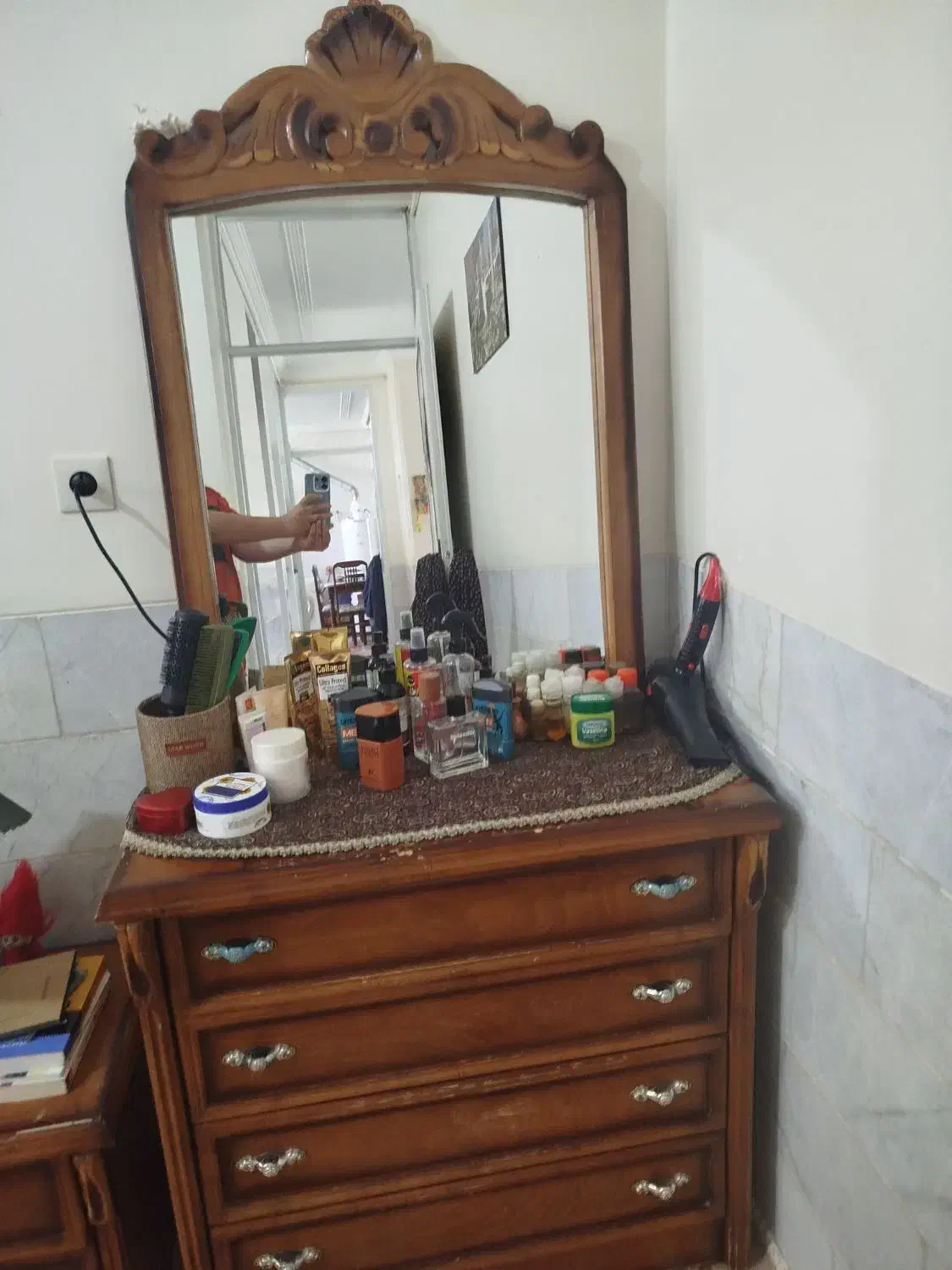 سرویس خواب|تخت و سرویس خواب|یزد, |دیوار