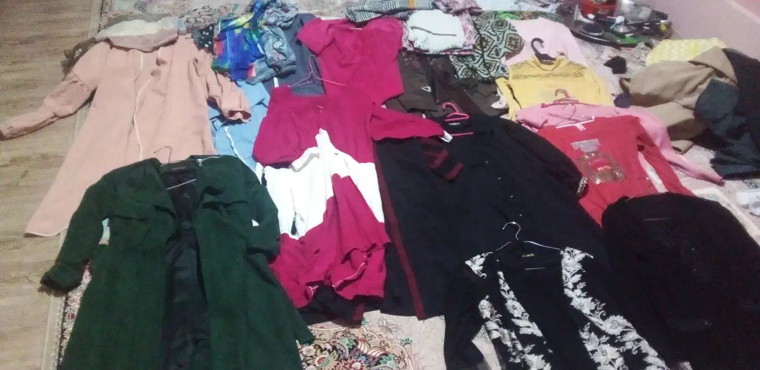 هفت عدد مانتودخترونه یازنانه اکبند و وکفش ژال|کیف، کفش، کمربند|صفادشت, |دیوار