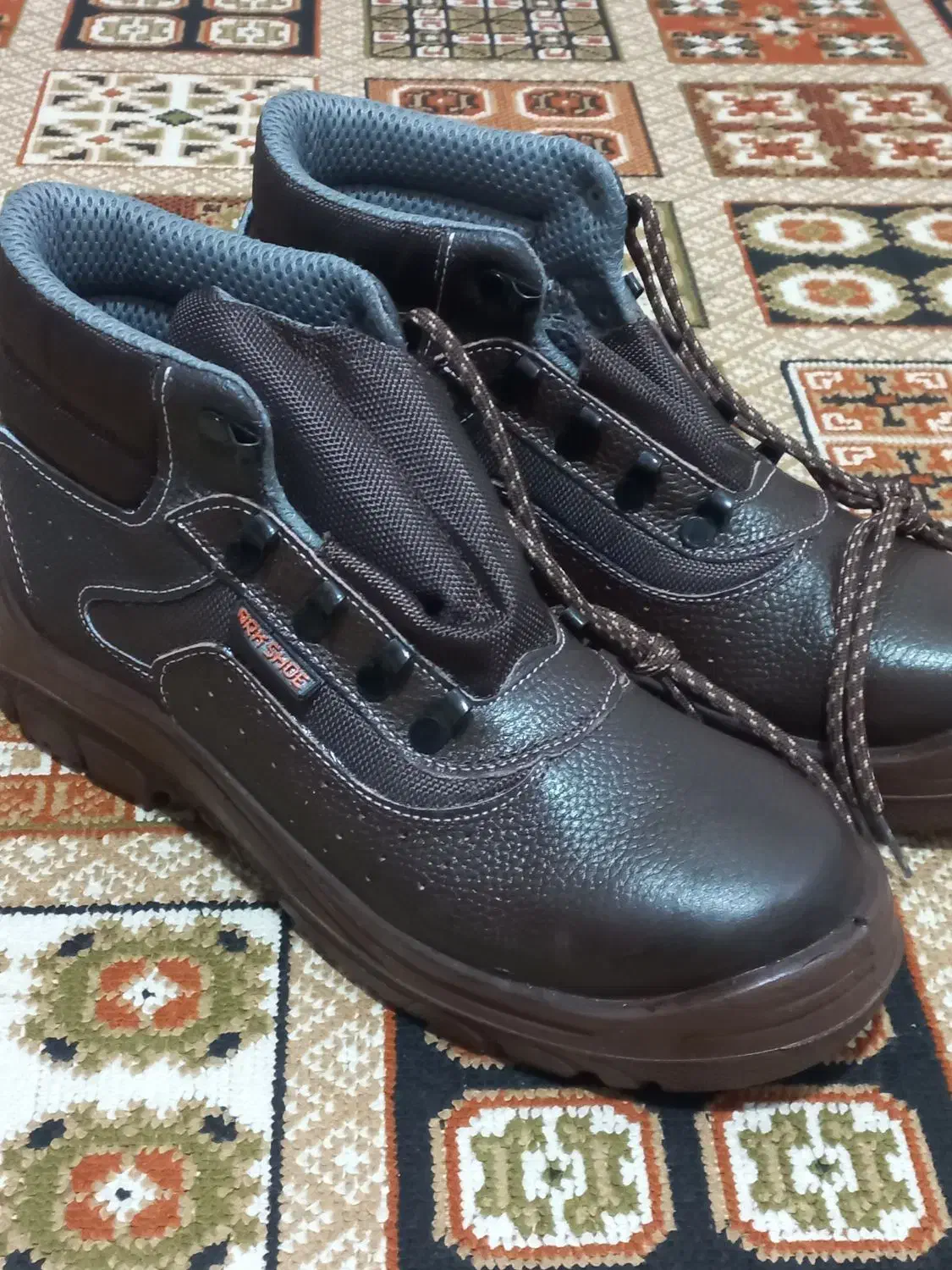 نیم بوت|کیف، کفش، کمربند|اسفراین, |دیوار