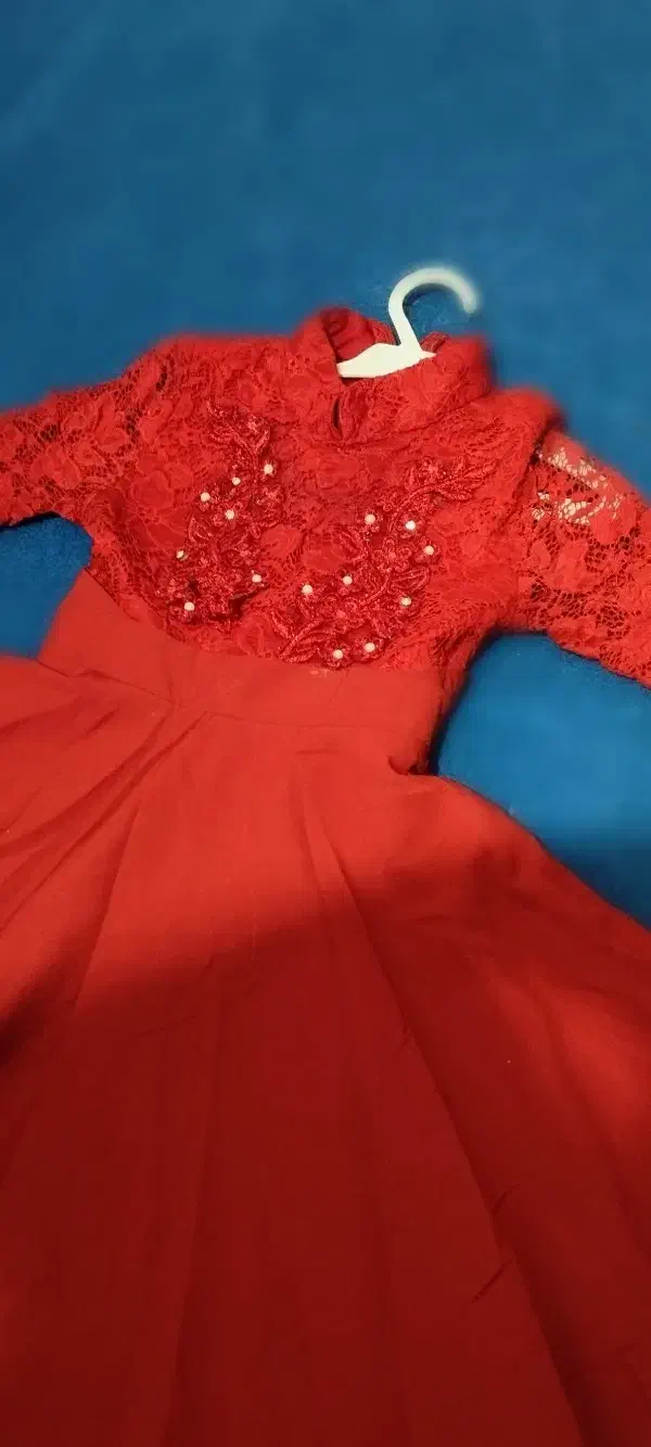 لباس مجلسی بچگانه|کفش و لباس بچه|قم, ولیعصر|دیوار