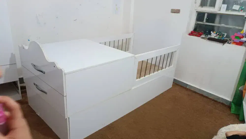 تخت دو منظوره نوزاد|تخت و سرویس خواب|مسجد سلیمان, |دیوار