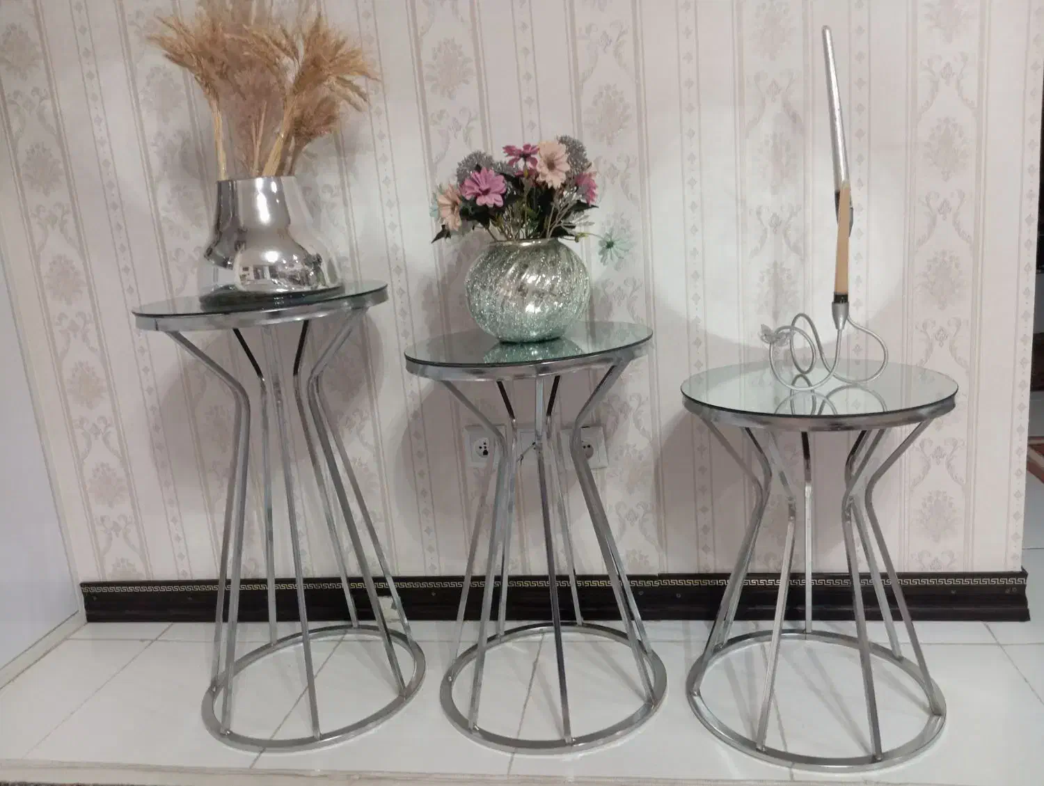 جلو‌مبلی|مبلمان خانگی و میز عسلی|مهاباد (آذربایجان غربی), |دیوار