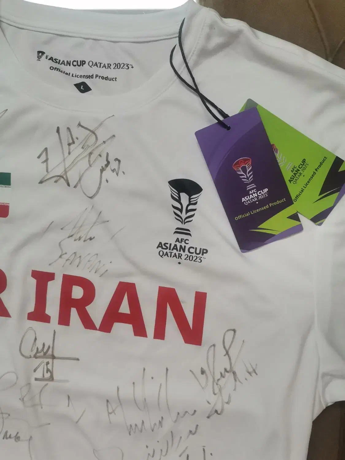 تیشرت امضاشده تیم ملی|کلکسیون و سرگرمی|چالوس, |دیوار