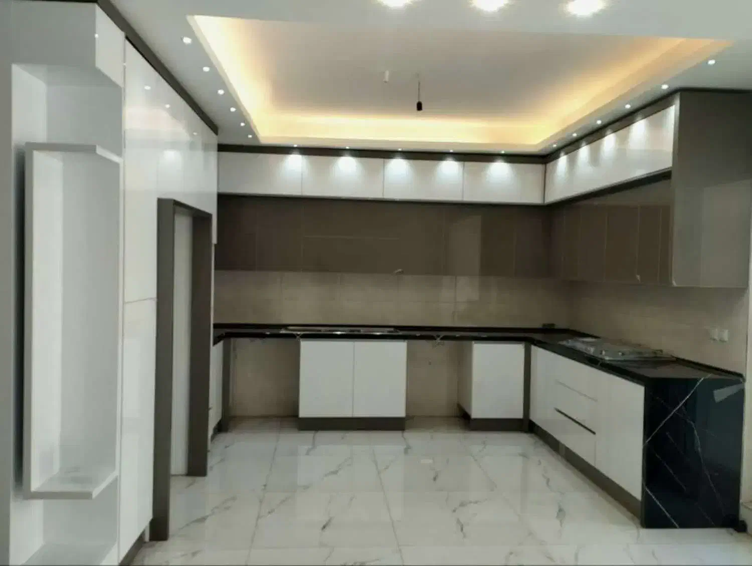 کابینت و کمد دیواری|خدمات پیشه و مهارت|شهرکرد, |دیوار