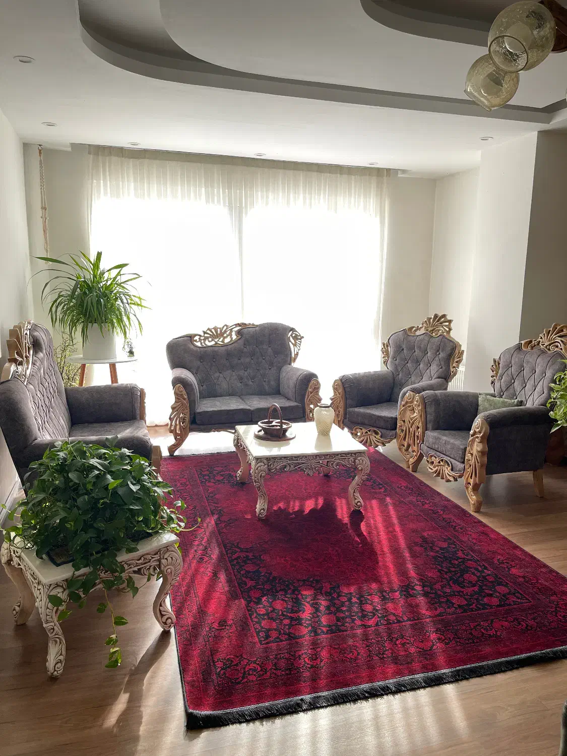 مبلمان ۷ نفره همراه میز ناهار خوری ۸ نفره|مبلمان خانگی و میز عسلی|چالوس, |دیوار