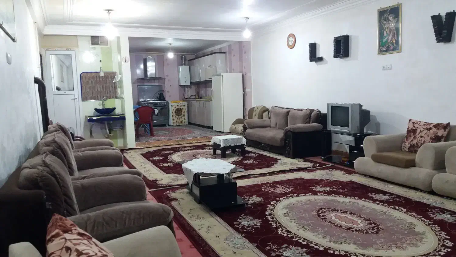 خانه مسافر مانشت در خدمت مسافرین عزیز|اجارهٔ کوتاه‌مدت آپارتمان و سوئیت|ایلام, |دیوار