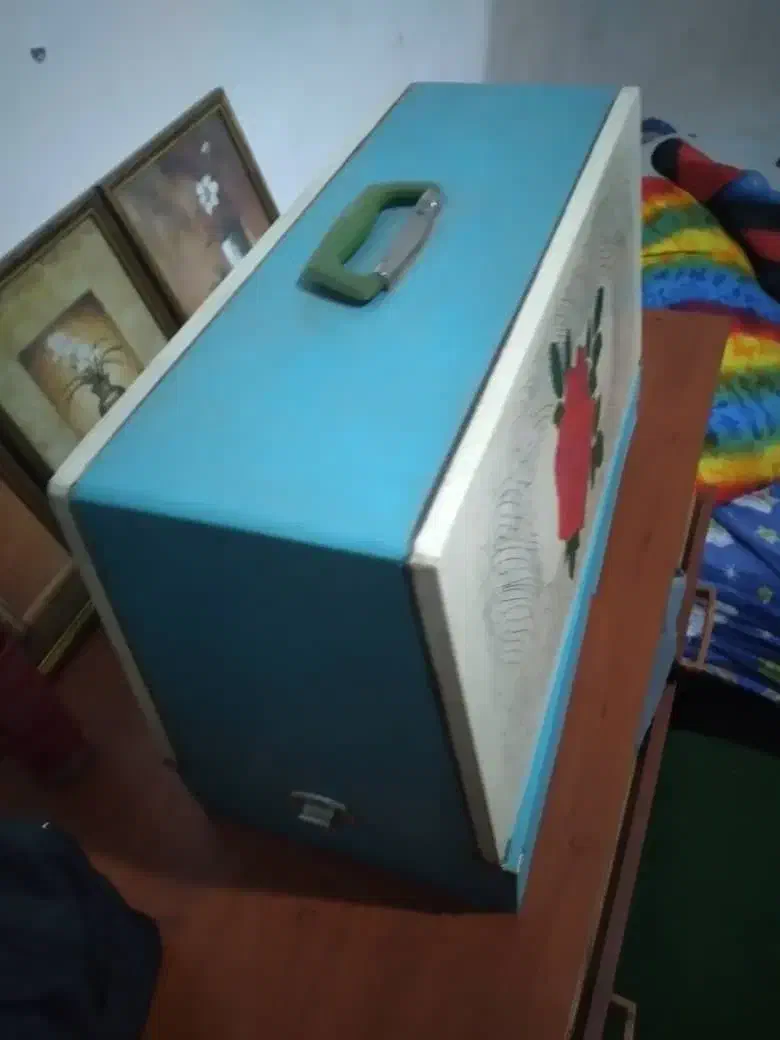 چرخ خیاطی|چرخ خیاطی و ریسندگی|شیراز, دباغ خانه|دیوار