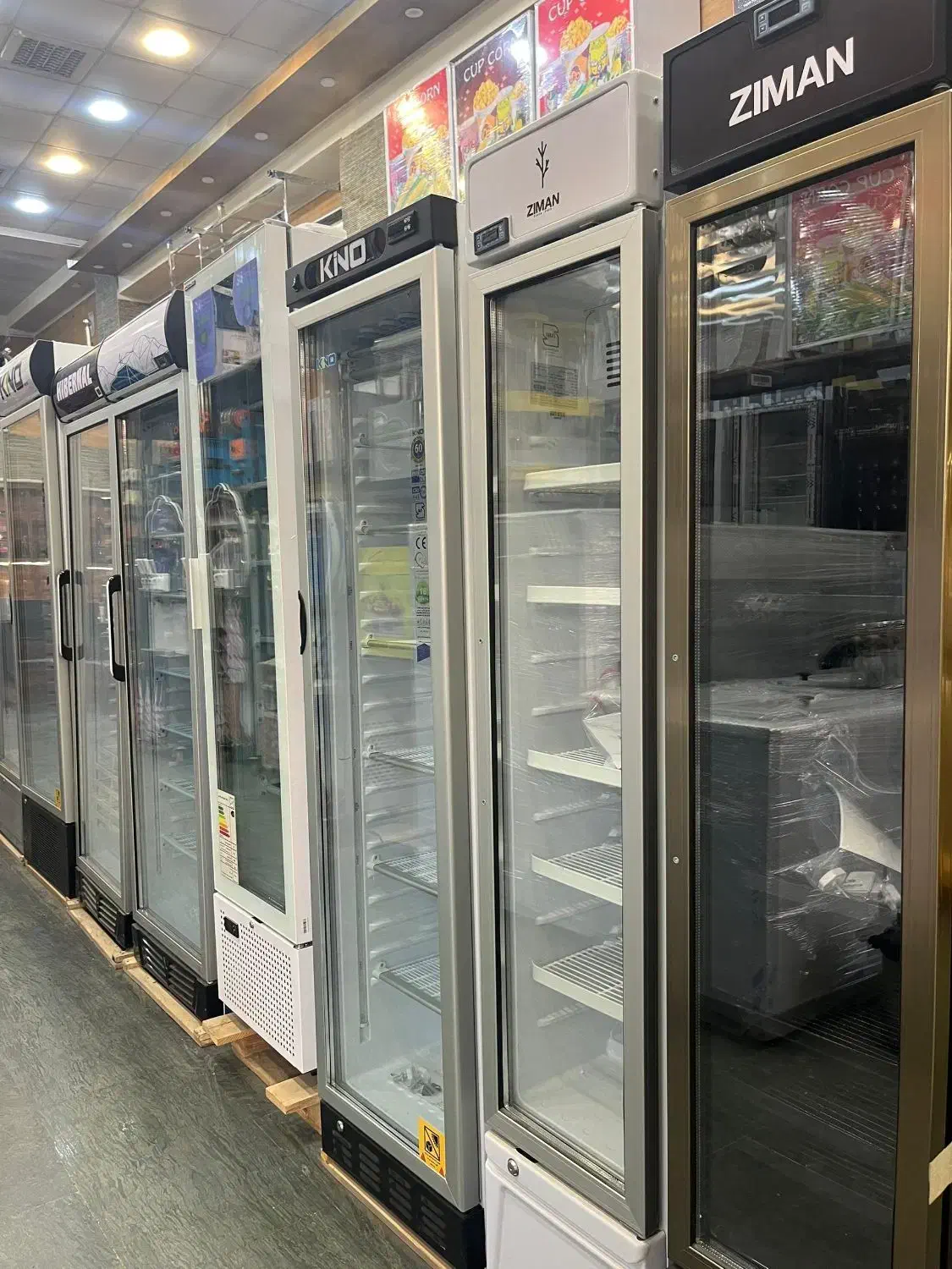 فریزر و یخچال ویترینی ایستاده - میوه چکی|فروشگاه و مغازه|قم, آزادگان|دیوار