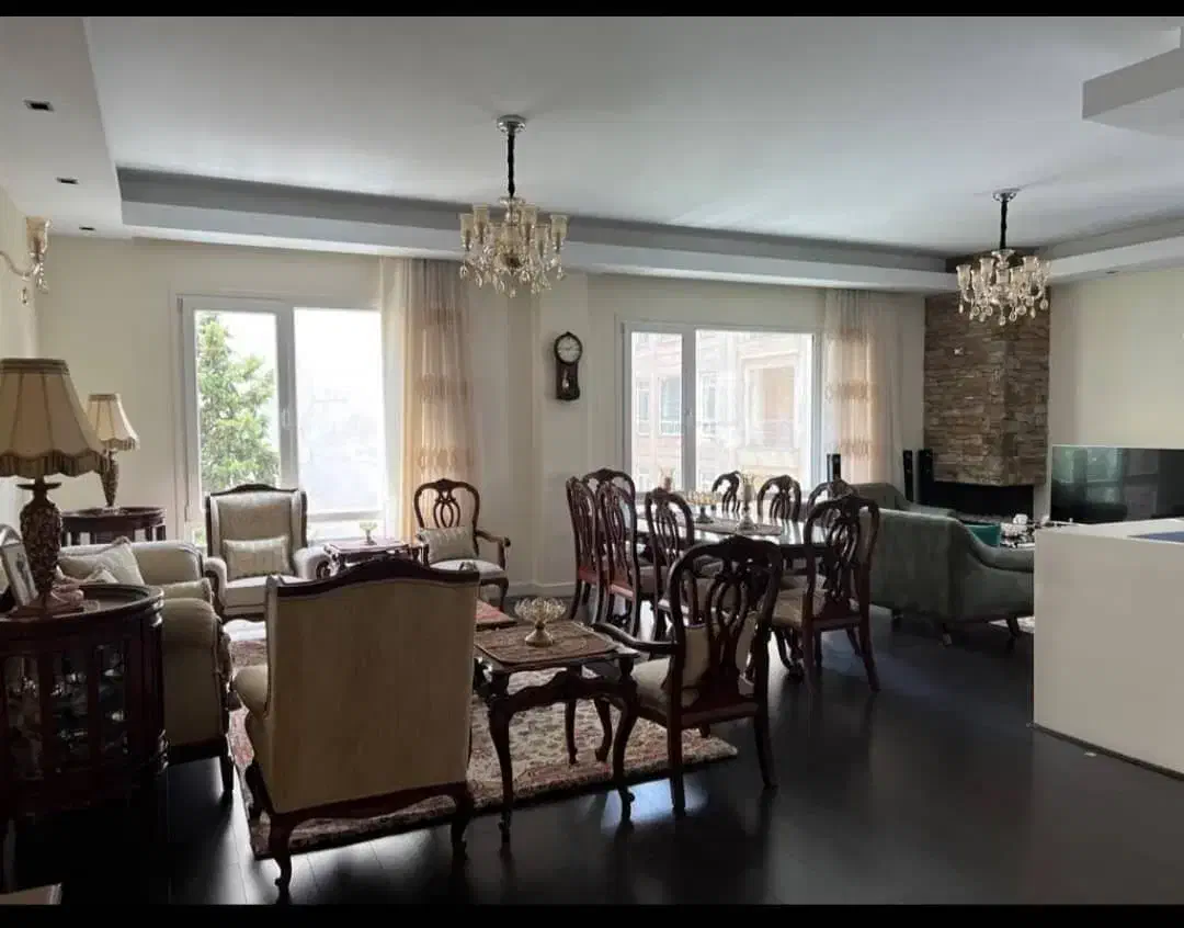 ۲۰۲متر ۳خواب تکواحدی ۲ پارکینگ ۱۰ ساله|فروش آپارتمان|تهران, دروس|دیوار