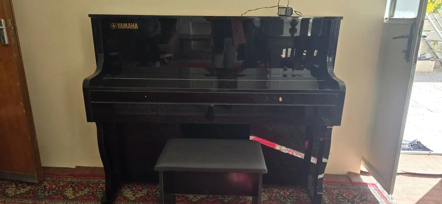 پیانو دیجیتال یاماها p145همراه با کابین|پیانو، کیبورد، آکاردئون|کازرون, |دیوار