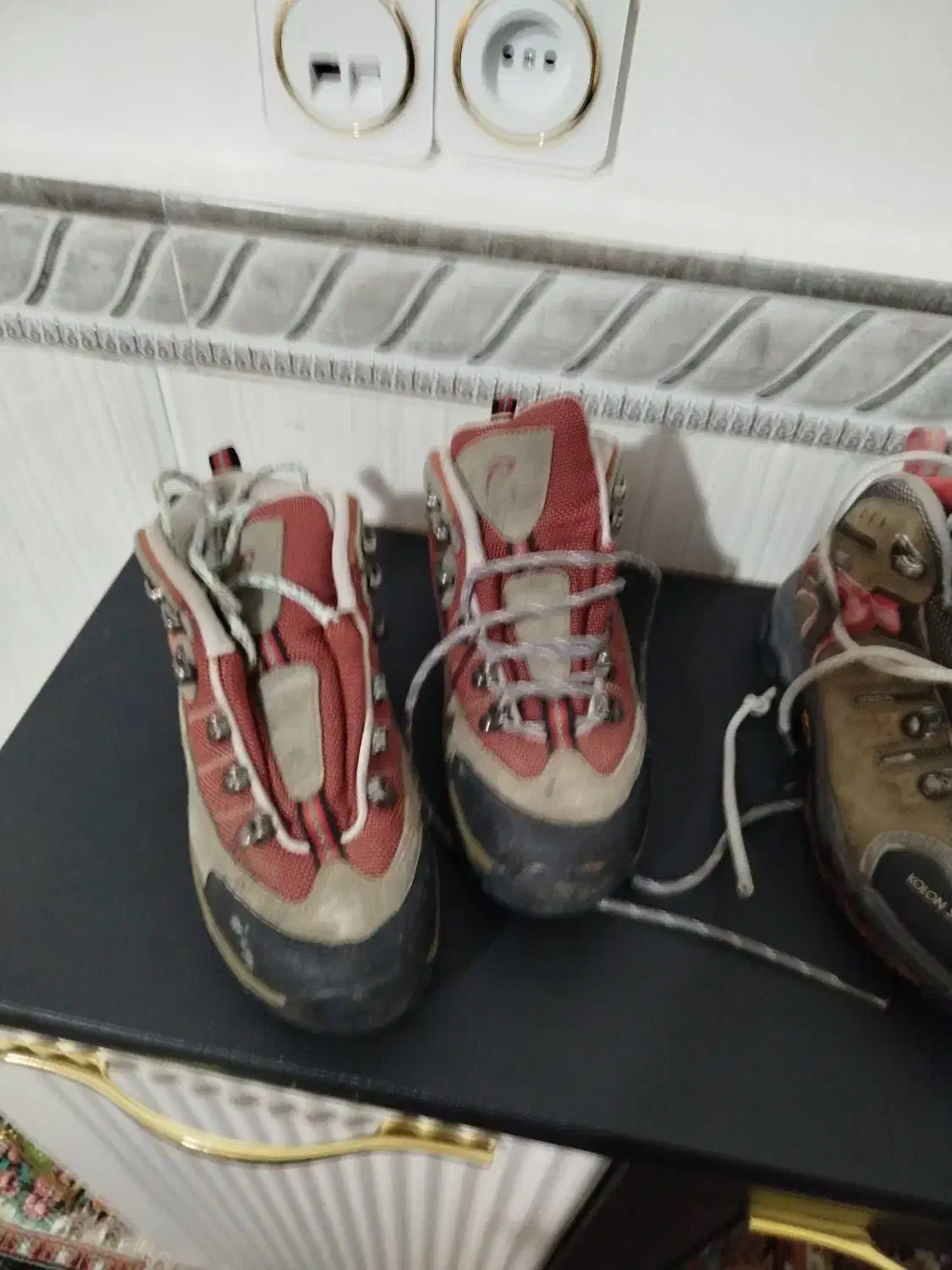 کفش کوهنوردی|کوهنوردی و کمپینگ|بروجرد, |دیوار