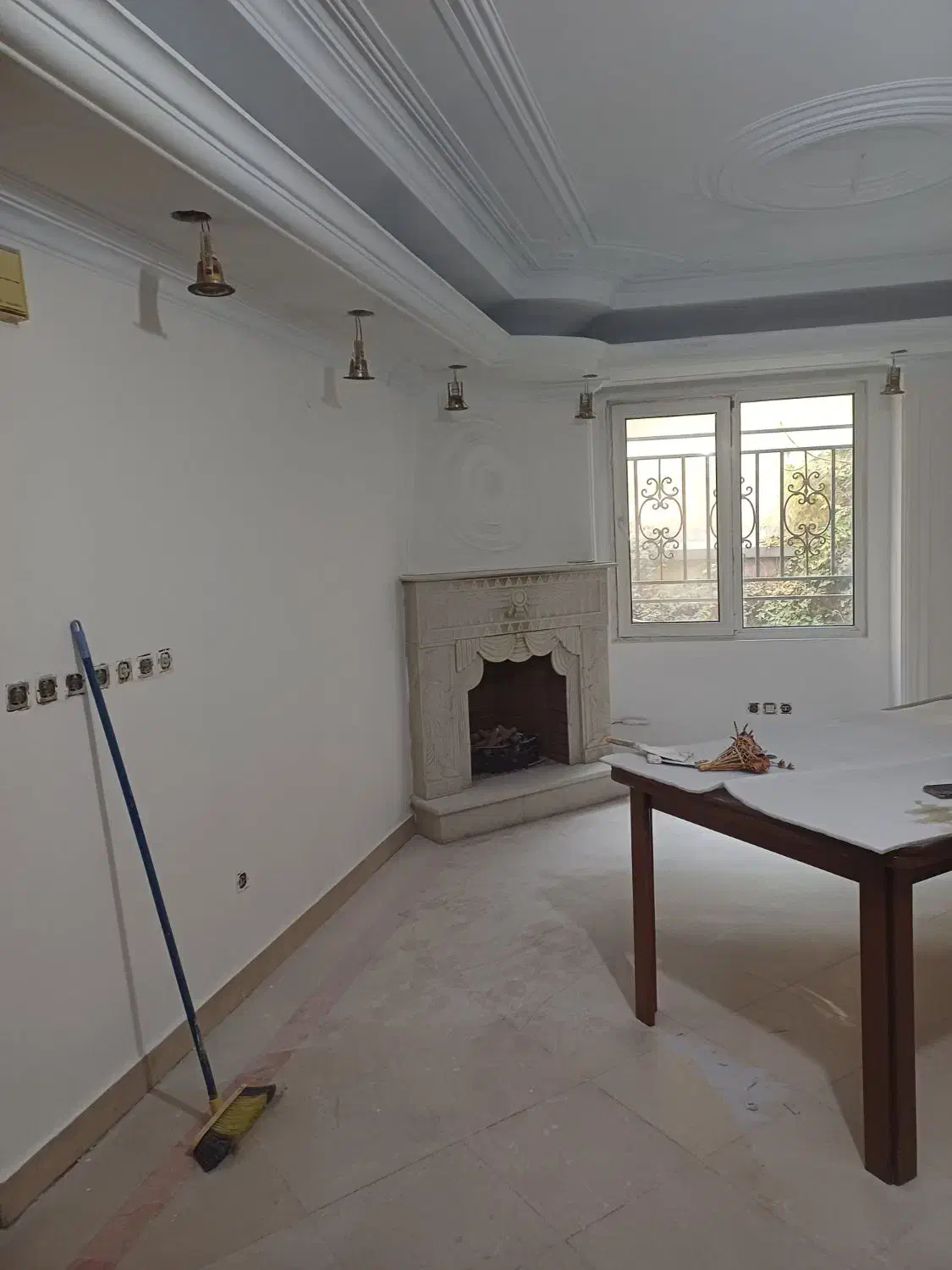 نیاوران باهنر ۱۳۵متر ۲ خواب