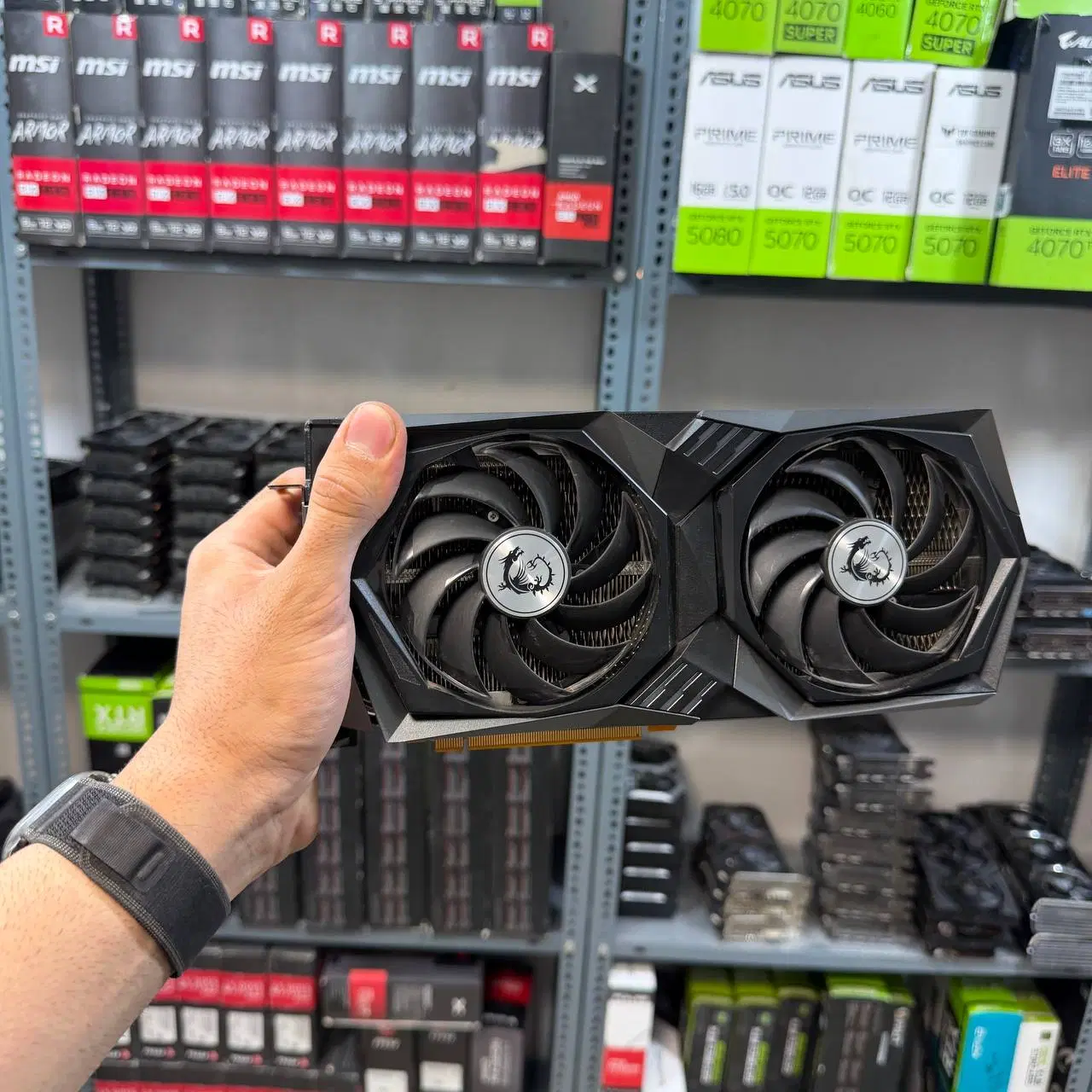 کارت گرافیک MSI RTX 3060 Ti GAMING X 8GB GDDR6|قطعات و لوازم جانبی رایانه|تهران, مرادآباد|دیوار