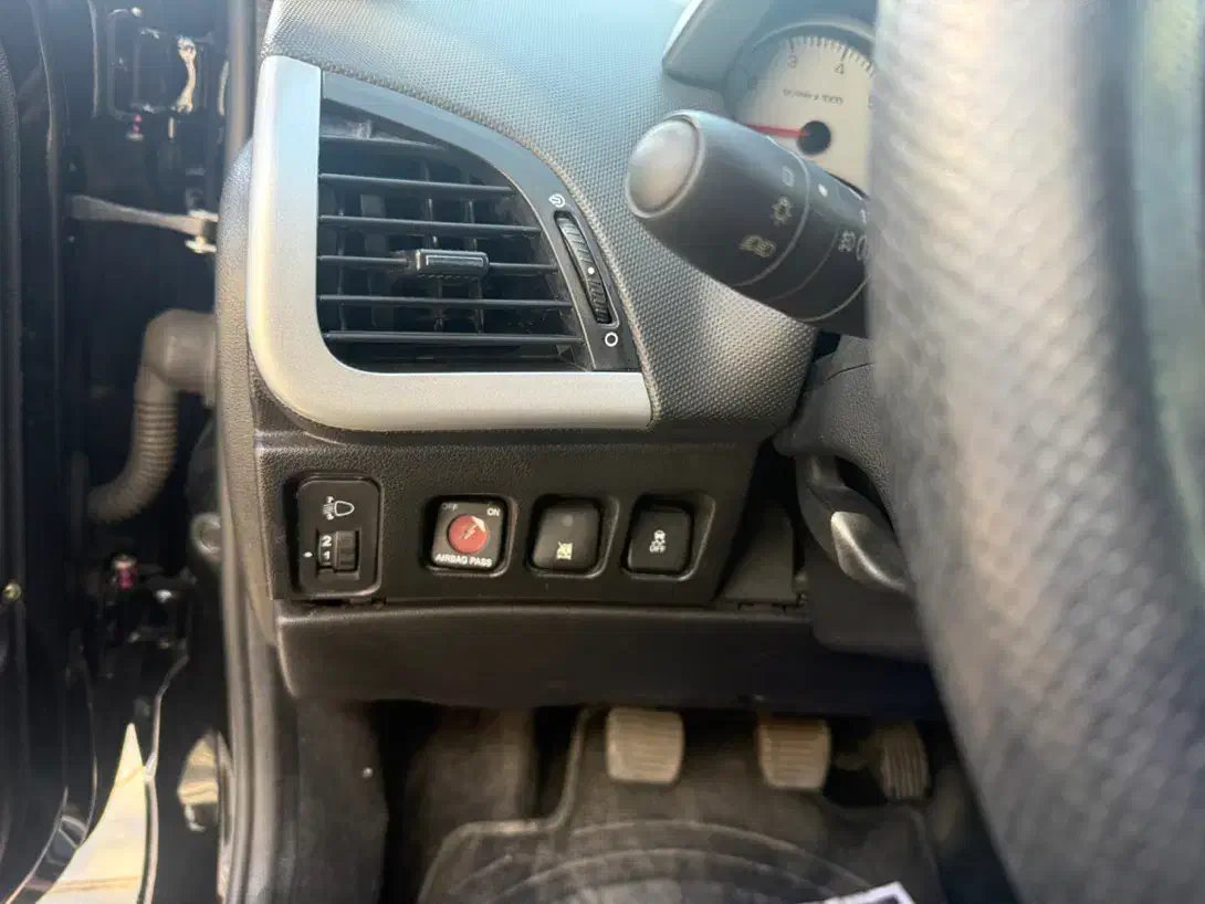 ۲۰۷ پانا مشکی بدون رنگ با ESP با شرایط ۲۰ ماهه|خودرو سواری و وانت|یزد, |دیوار