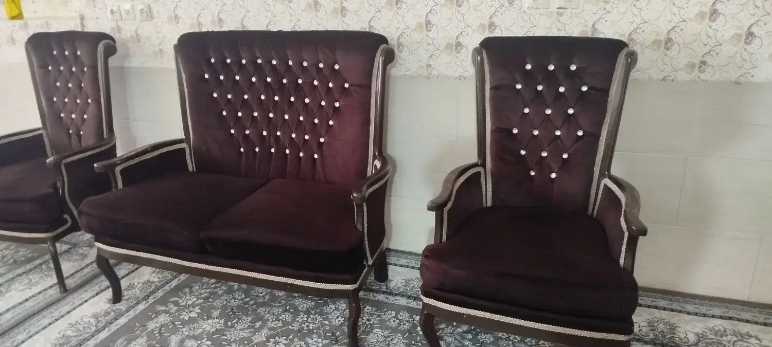 مبل|مبلمان خانگی و میز عسلی|تربتحیدریه, آغوی|دیوار