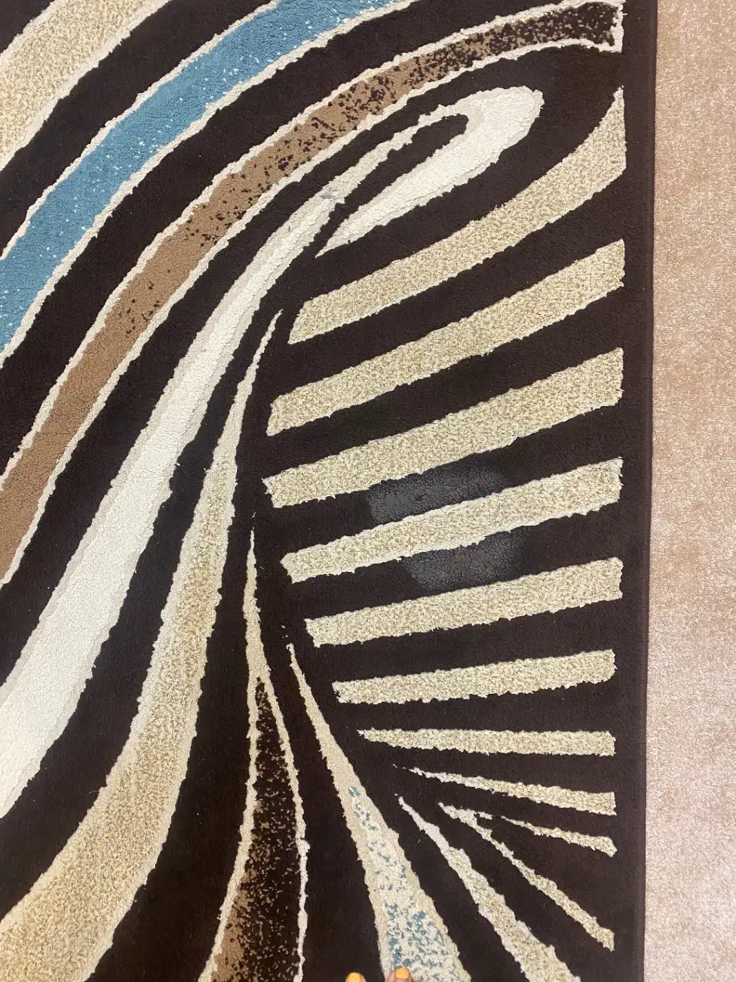 قالیچه ۴ متری|فرش|قائم‌شهر, |دیوار