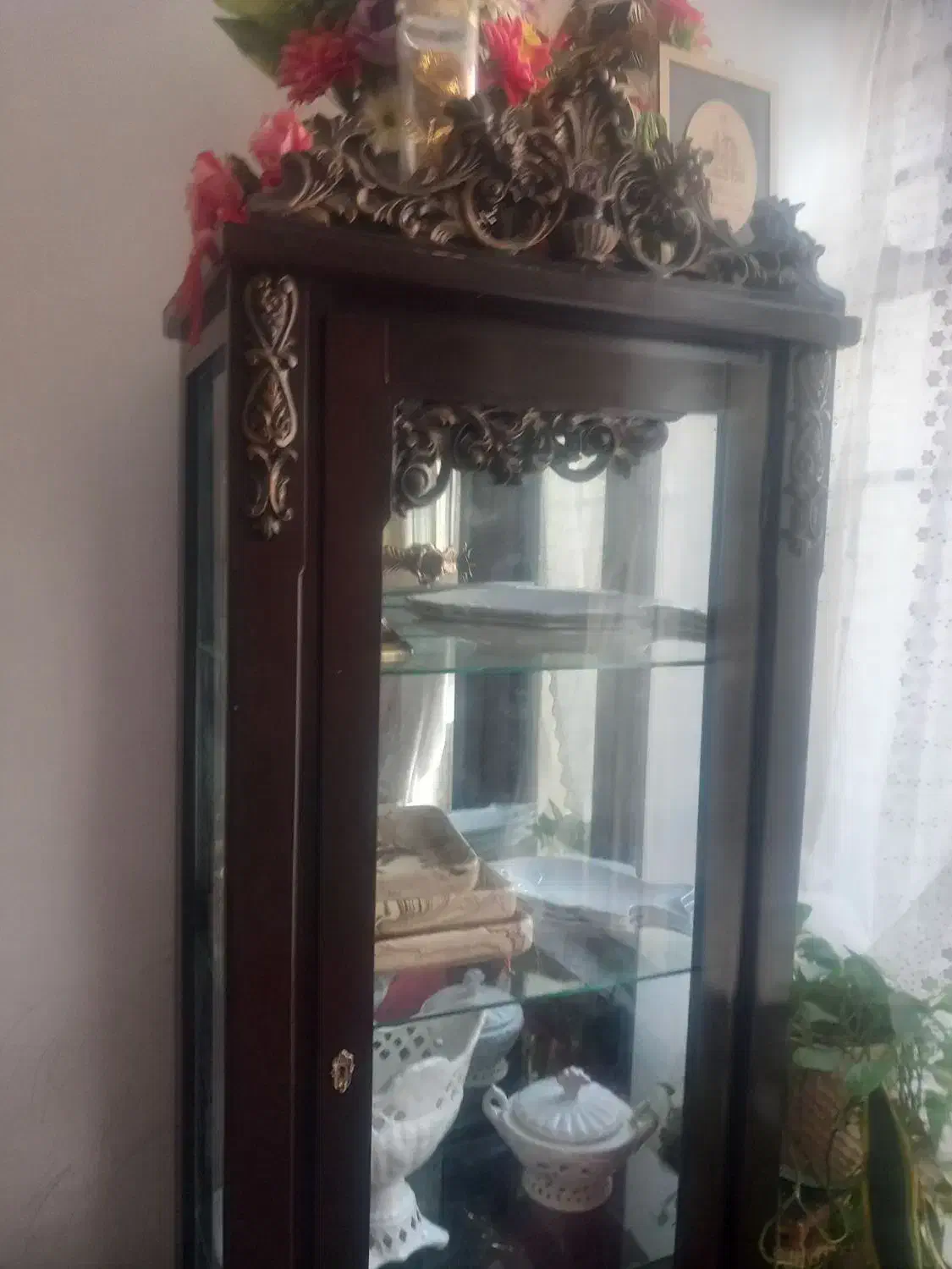 گنجه سالم|بوفه، ویترین، کنسول|چناران, |دیوار