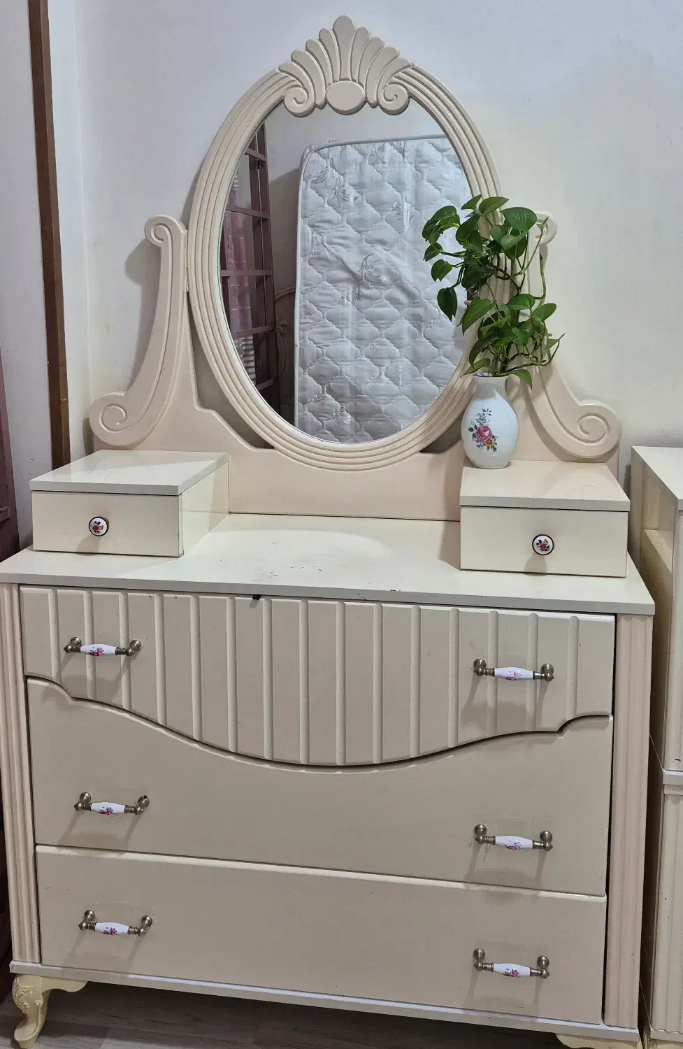 دراور و میز آرایش چوب ممبران|جاکفشی، کمد، دراور|تهران, پونک|دیوار