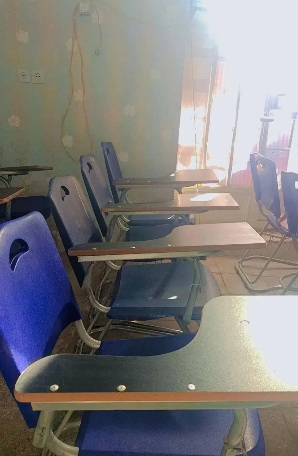 فروش وسایل مدرسه و موسسه|صندلی و نیمکت|کوهدشت, |دیوار