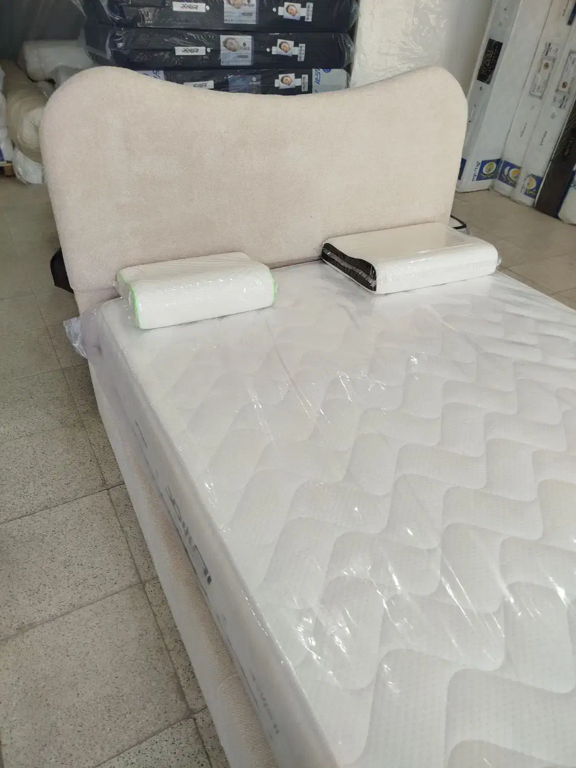 فروش سرویس خواب وتشک|تخت و سرویس خواب|اصفهان, رهنان|دیوار