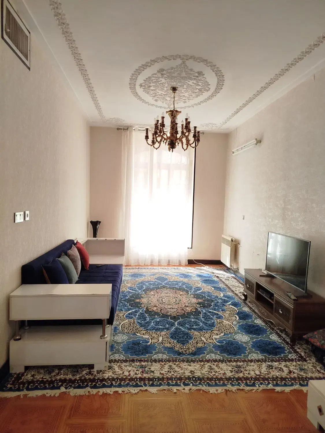 اجاره روزانه/هفتگی مبله قدوسی شرقی|اجارهٔ کوتاهمدت آپارتمان و سوئیت|شیراز, قدوسی شرقی|دیوار