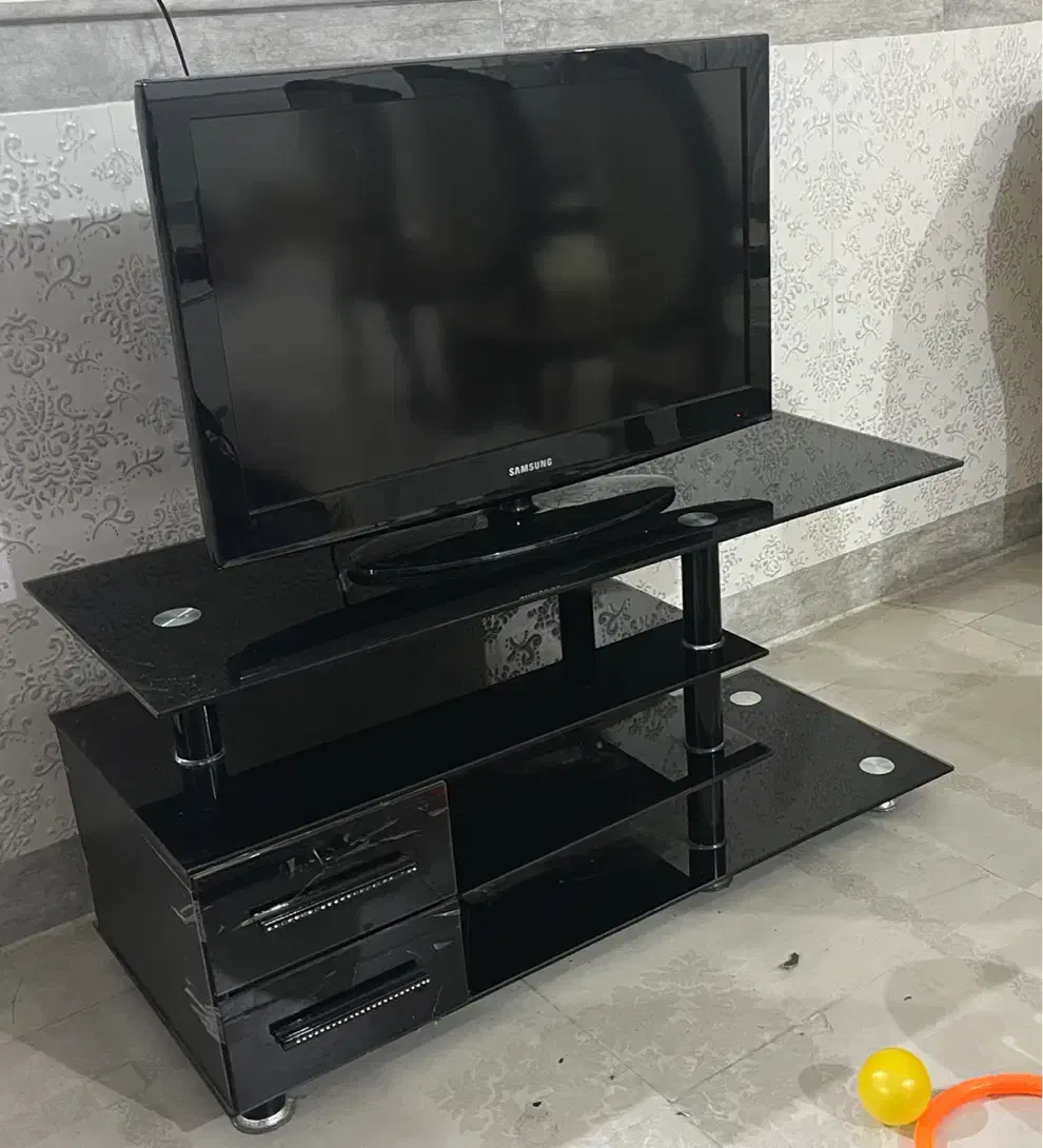 تلویزیون ۳۲ اینچ سامسونگ|تلویزیون و پروژکتور|قم, باجک دو|دیوار