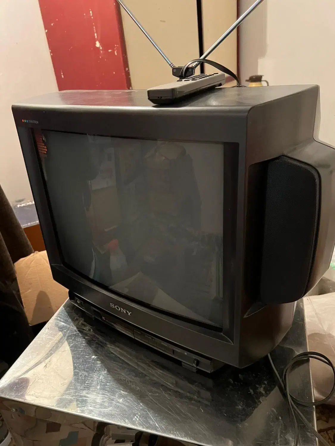 تلویزیون سونی ۱۸ تا ۲۱ اینچ رنگی ژاپنی|تلویزیون و پروژکتور|گنبد کاووس, |دیوار