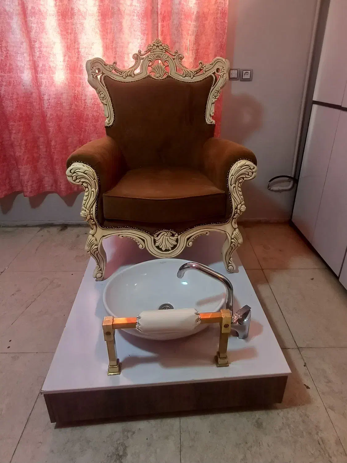 وسایل ارایشگاه|آرایشگاه و سالن‌های زیبایی|کرمان, |دیوار