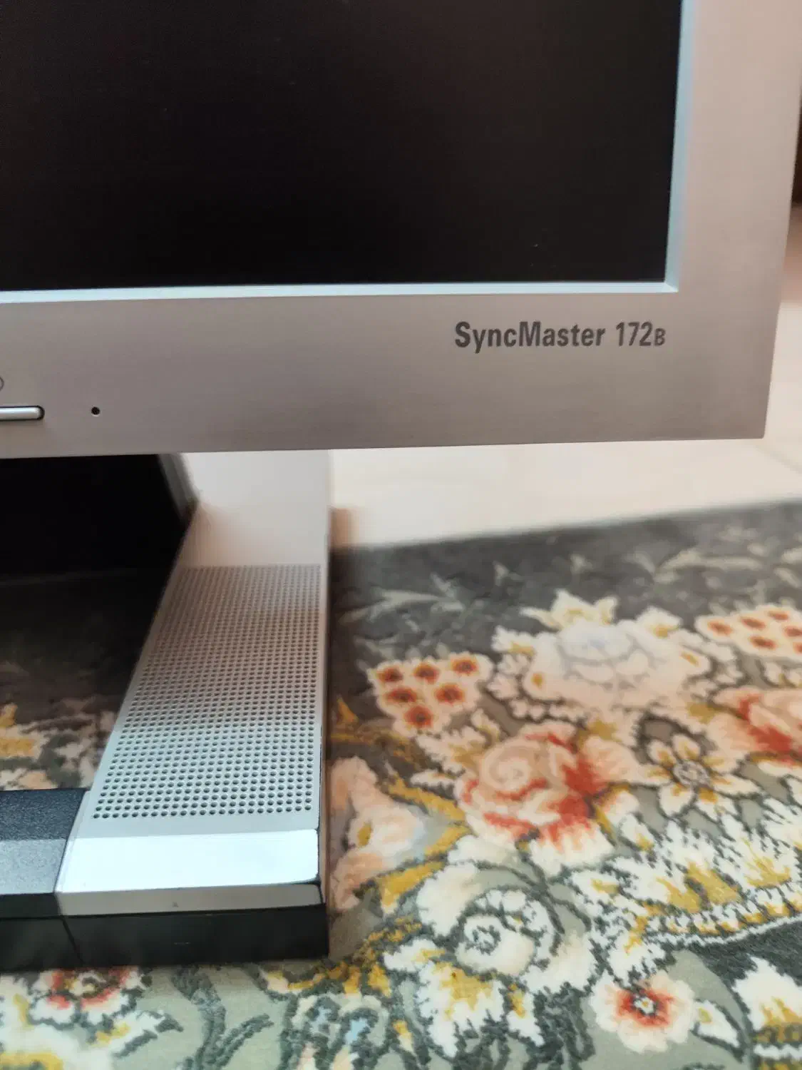 کامپیوتر ddr2 هارد 500 گرافیک یک گیگ|رایانه رومیزی|تهران, کیانشهر|دیوار