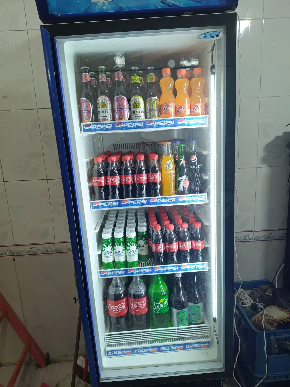 ساندویچی واگذاری|کافی‌شاپ و رستوران|زبرخان, |دیوار