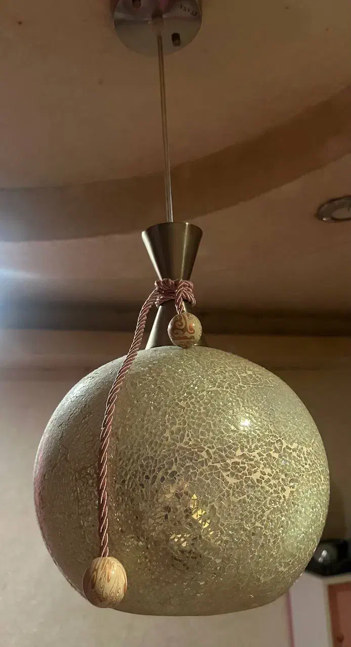 لوستر اتاق خواب تک لامپ|لوستر و چراغ آویز|رشت, گلسار|دیوار