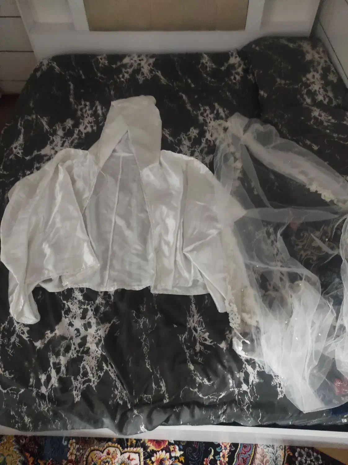 لباس عروس شیک با شنل وتور|کیف، کفش، کمربند|مبارکه, |دیوار