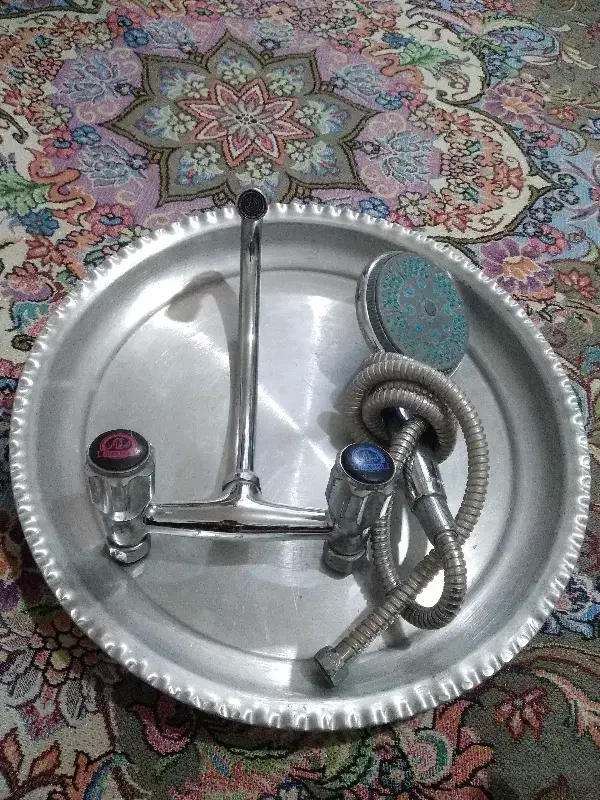 شیرظرفشوری، سردوش حمام همراه باشیلنگ.|مصالح و تجهیزات ساختمان|کرج, آق تپه|دیوار