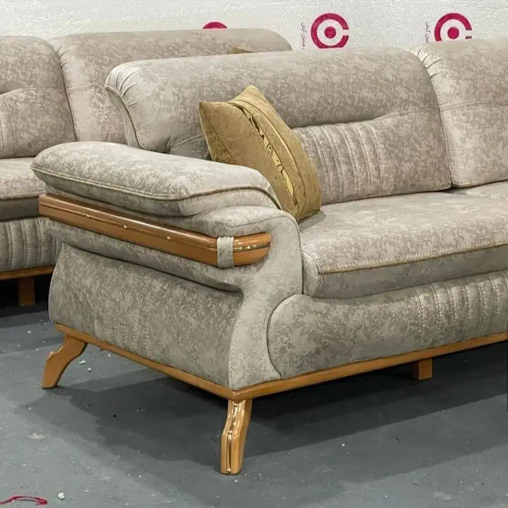 مبل امپراطور*کلاسیک* مدرن *مینیمال* برند نگین|مبلمان خانگی و میز عسلی|یاسوج, |دیوار