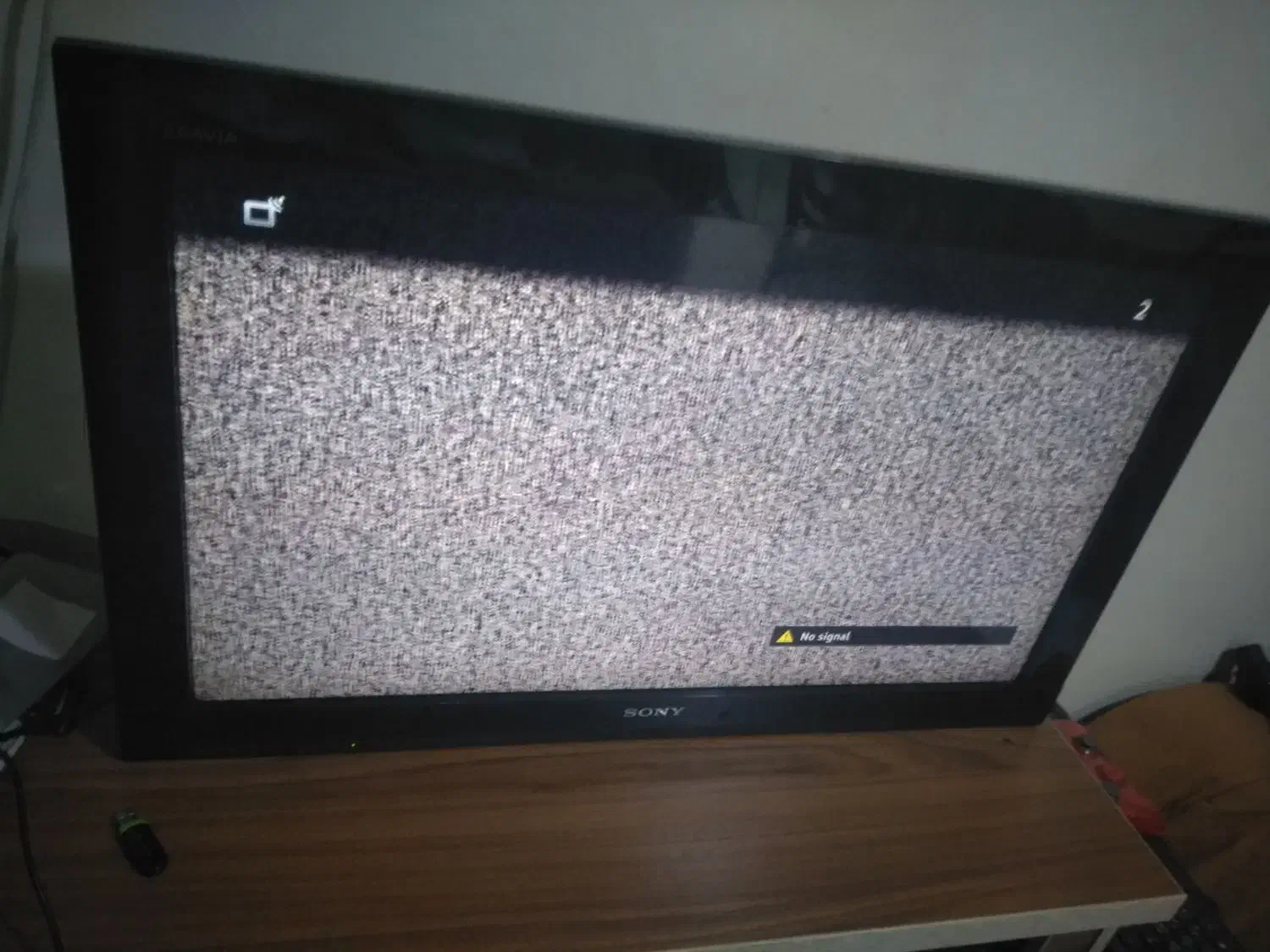 تلویزیون سونی 32اینچ|تلویزیون و پروژکتور|همدان, |دیوار