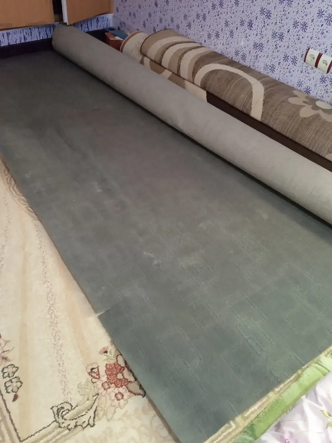 ۳ تا موکت ۱۸ متری|موکت|دوگنبدان, |دیوار