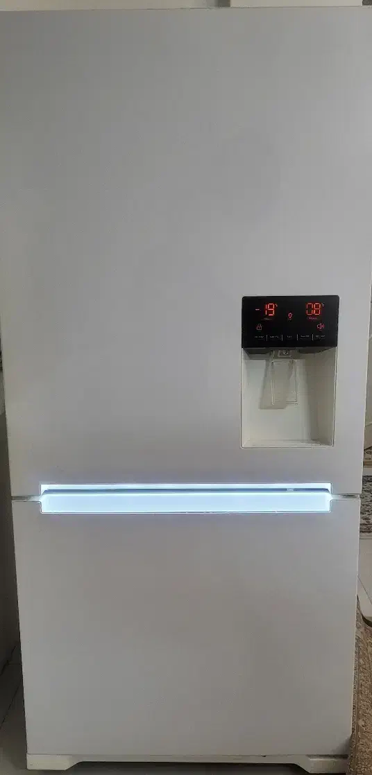 یخچال فریزر اسنوا سالم تمیز در حد نو|یخچال و فریزر|مشهد, شهرک لشکر (شهرک غرب)|دیوار