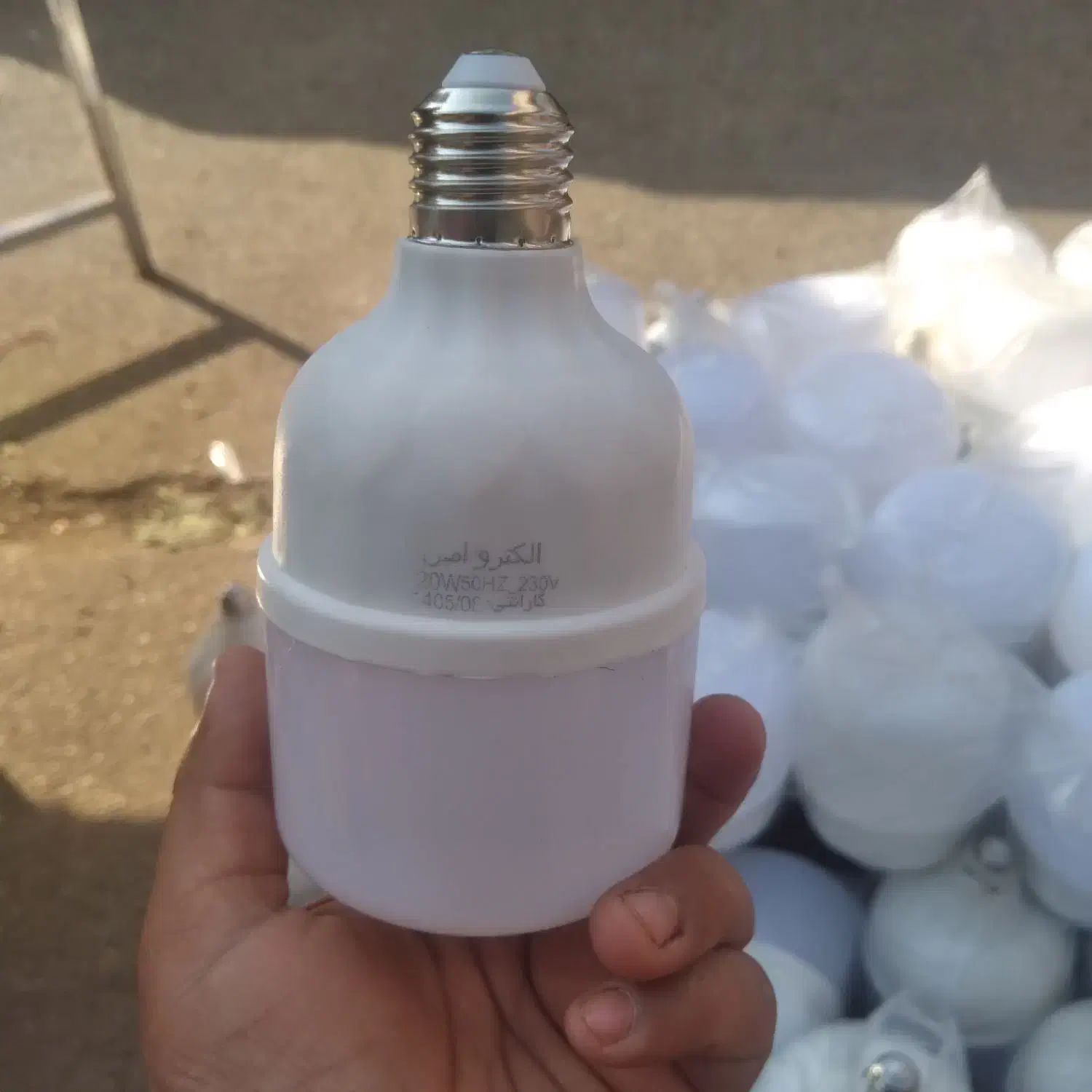 لامپ کم مصرف|لامپ و چراغ|بهنمیر, |دیوار