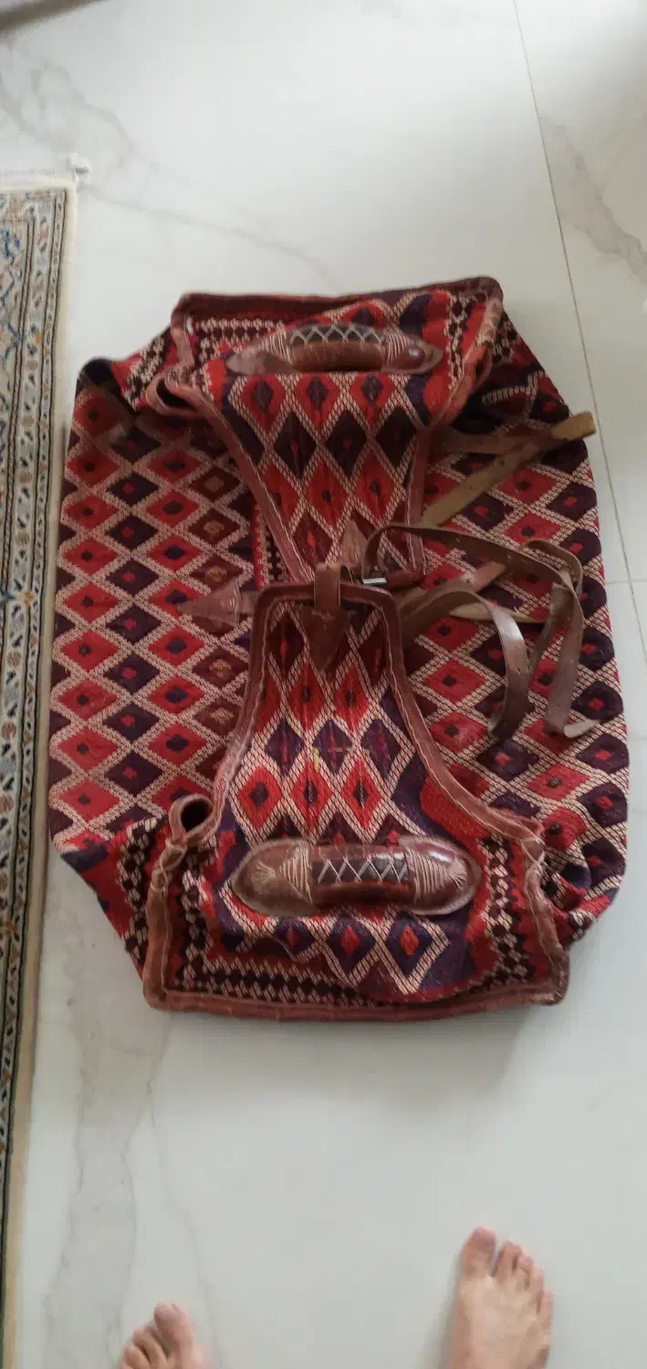 مفرش قجری و نمد نازک سوزن دوز|فرش|تهران, قیطریه|دیوار